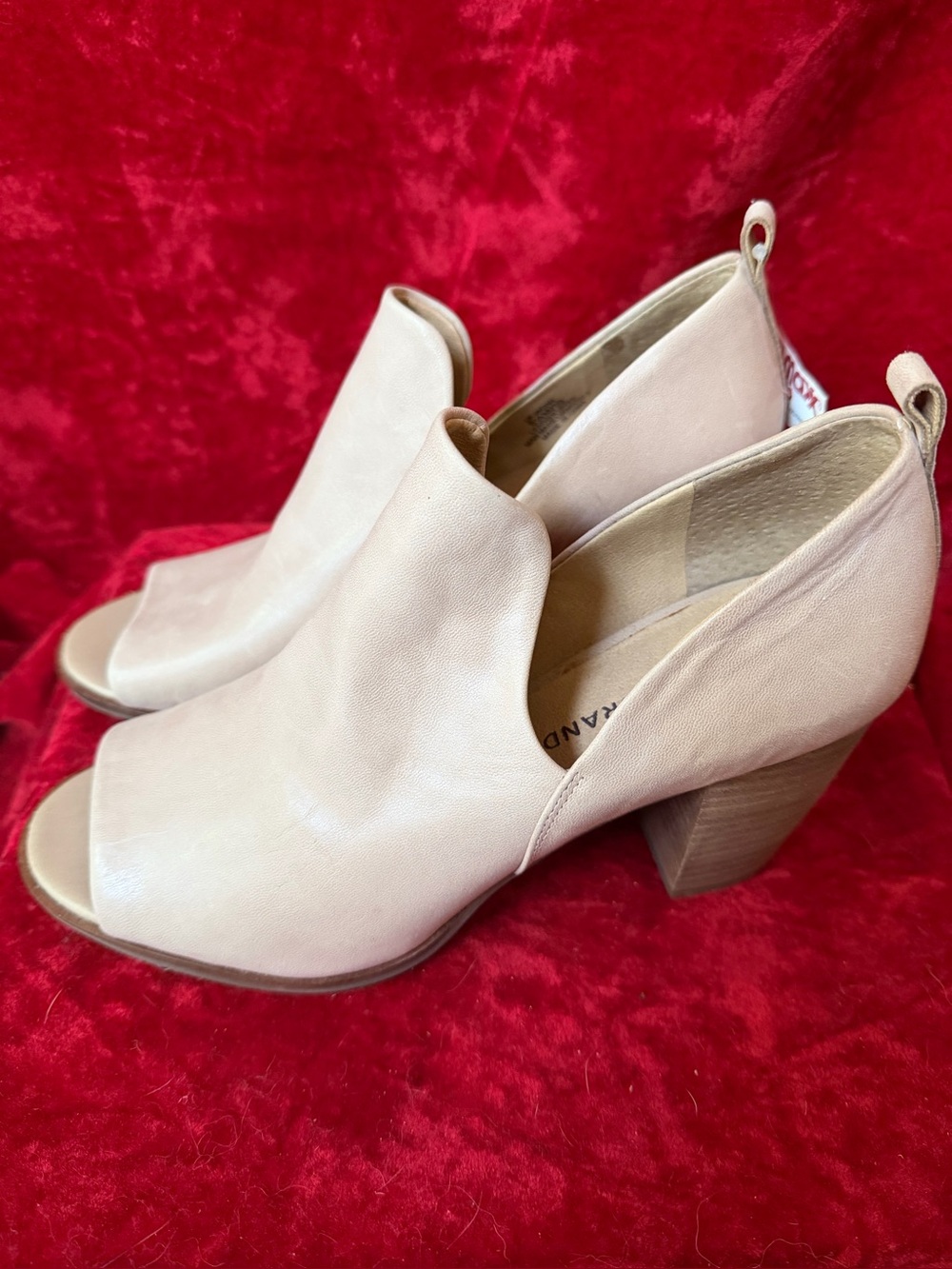 NWT Lucky Brand Leather Peep Toe Bootie Sz 8.5 - Picture 2 of 7